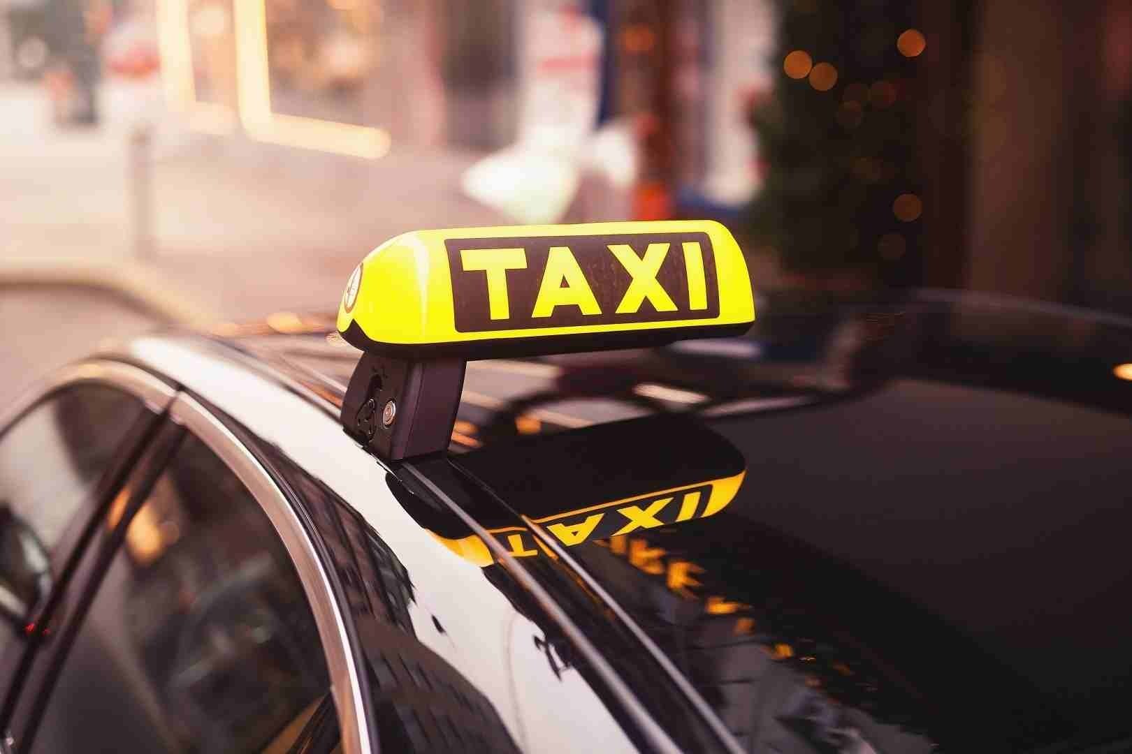 stadstaxi-rotterdam-taxi-bestellen